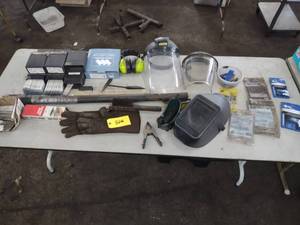 lot 506 image: Welding Supplies...