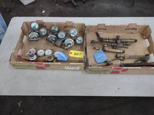 lot 507 image: Torches & Gauges...