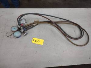 lot 511 image: 134A Refrigerant Gauges...
