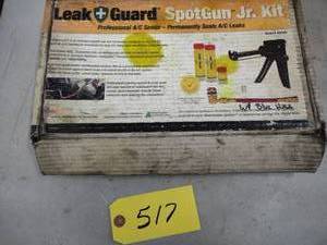 lot 517 image: Leak Guard Spot Gun Jr....