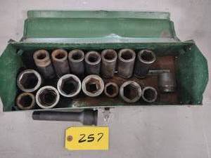 lot 257 image: 34 Impact Sockets...