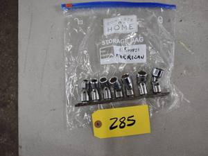 lot 285 image: 38 Swivel Sockets, 38-34...