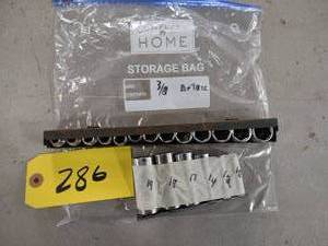 lot 286 image: 38 Metric Sockets...
