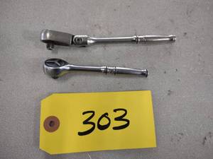 lot 303 image: (2) Snap-On 14 Ratchets