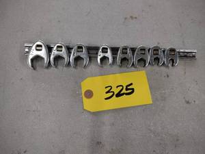 lot 325 image: Brake Line Crows Feet, 38 - 78...