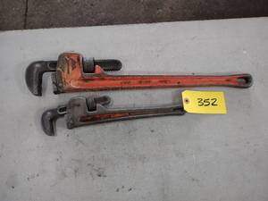 lot 352 image: Nye 24 & Ridgid 18 Pipe Wrenches...