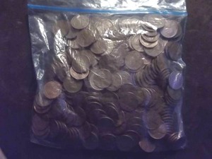 Bag Of Approximately 300 Wheat Cents Mixed Dates & Mints Marks