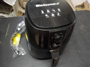 lot 6 image: Elite gourmet air fryer