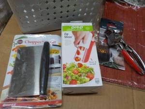 lot 68 image: kitchen products