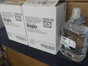 lot 95 image: 4 2 liter jugs GoJo hand cleaner.