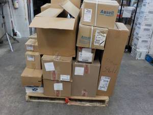 lot 102 image: pallet of new overstock , returns, past date food items