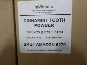 lot 109 image: Tooth Powder