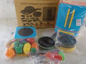 lot 111 image: Joyin Refrigerator and Toy Food Set.