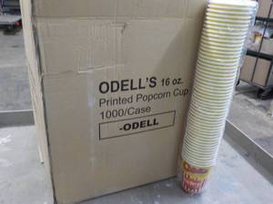lot 153 image: 1000 ODells 16 oz. popcorn cups