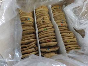 lot 184 image: Bakers Source chocolate chip cookies
