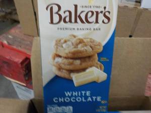 lot 337 image: Bakers white chocolate