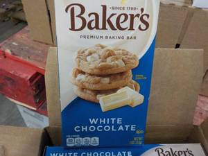 lot 338 image: Bakers white chocolate