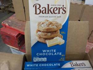 lot 340 image: Bakers white chocolate