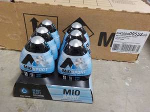 lot 342 image: Mio Sport Berry Blast