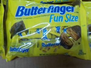 lot 379 image: Butterfinger fun bars