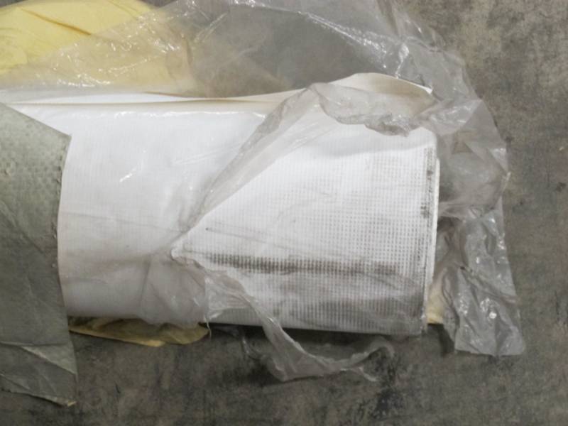 lot 467 image: NEW Vinyl Tarp Roll - 13 oz White on Both Sides - 98 Wide x 150 ft