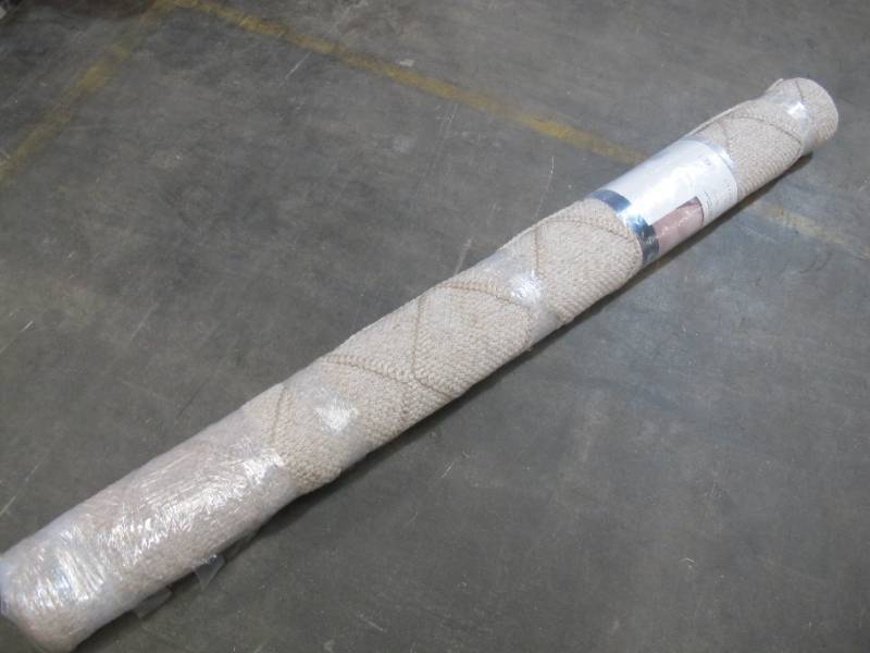 lot 73 image: NEW Social Standard Lucia Handmade Recycled Area Rug - 7 feet 6 inch x 9 feet 6 inch - TAN