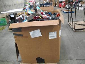 lot 115 image: Pallet of Store Overstock Store and Ecommerce Product and Returns - Used Shoes Over 320 pairs