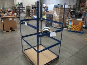 lot 119 image: Adjustable Metal Frame Built Fit Onto Pallets - Perfect for Projects