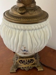 lot 93 image: Antique Satin Glass Victorian Lamp