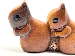 lot 103 image: Lisa Larson Gustavsberg Ceramic Noahs Ark Series Snazzy Squirrel Couple