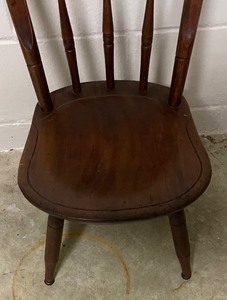 lot 214 image: Vintage Wooden Childrens Chair