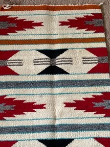 lot 189 image: Vintage Southwestern Textile