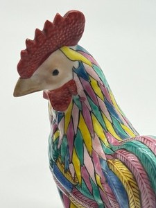 lot 121 image: Pair of Vintage Chinese Rooster Figurines