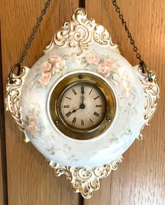 lot 238 image: Vintage New Haven Hand Painted Porcelain Hanging Clock
