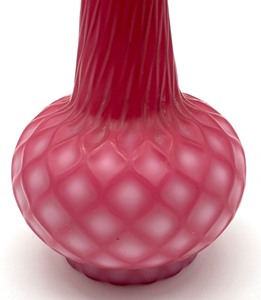 lot 223 image: Vintage Victorian Pink Quilted Cut Velvet Satin Glass Vase