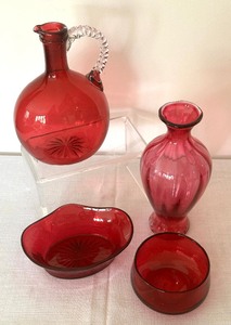 lot 314 image: Four Pieces of Antique Cranberry Glassware
