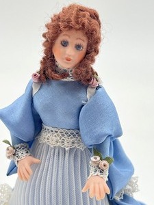 lot 274 image: Vintage Miniature Doll