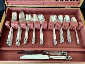 lot 1 image: International Sterling Royal Danish Flatware Set