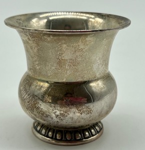 lot 293 image: Vintage Sterling Silver Toothpick Holder