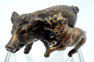 lot 288 image: Vintage Miniature Austria Bronze Pig Figurine