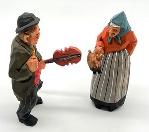 lot 282 image: Pair of Hand Carved Scandinavian Figurines