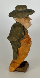 lot 177 image: Vintage Wooden Hand Carved Figurine