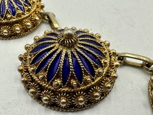 lot 31 image: Antique Enamel Cobalt Blue and Gold Tone Necklace