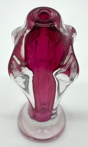 lot 340 image: Stunning Artisan Glass Perfume Bottle