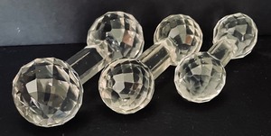 lot 385 image: Three Crystal and Glass Knife Rests