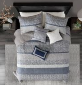 lot 323 image: Madison Park KingCalifornia King Harmony Jacquard Coverlet Set