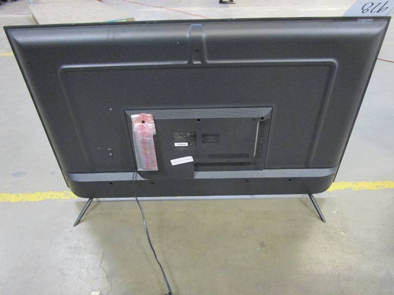 lot 928 image: Element 55 4K UHD Roku TV E4AA55R (SMALL SPECS ON TOP OF SCREEN)