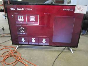 lot 982 image: TCL 50 Class 4K Ultra HD (2160P) Roku Smart LED TV (50S425)