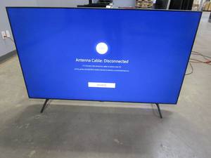 lot 1000 image: Samsung - 65 Class 7 Series LED 4K UHD Smart Tizen TV ModelUN65TU7000FXZA (CUTSSCRATCHES BOTTOM CENTER)
