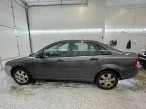 2007 Ford Focus ZX4 S